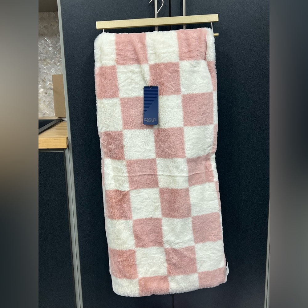 Rachel Roy pink plaid faux fur throw blanket